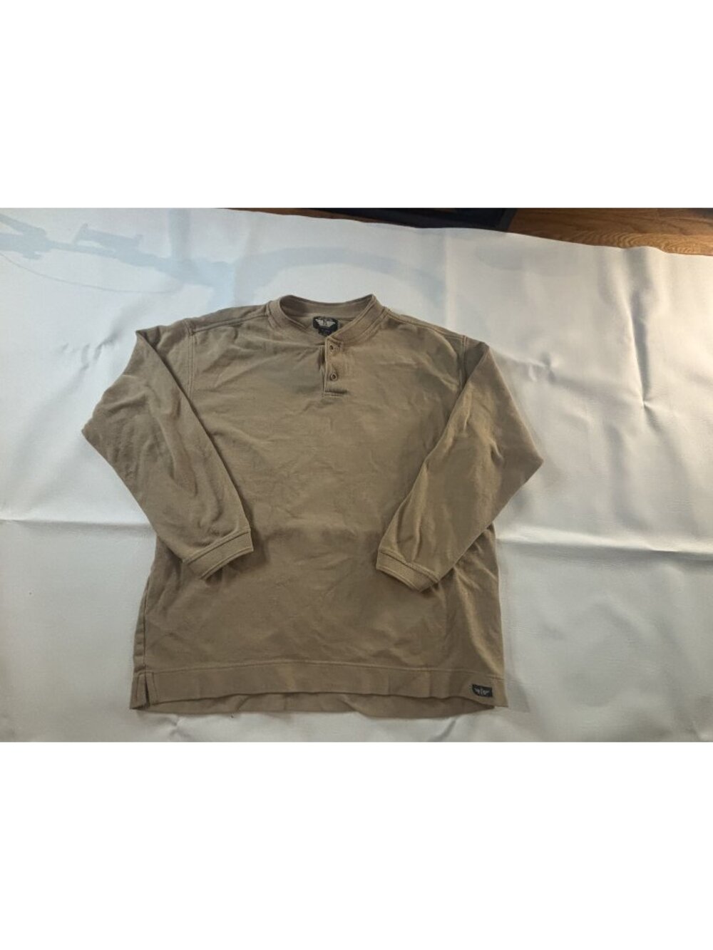 Dockers Mens Long Sleeve Henley Shirt Khaki Beige Large 100% Cotton